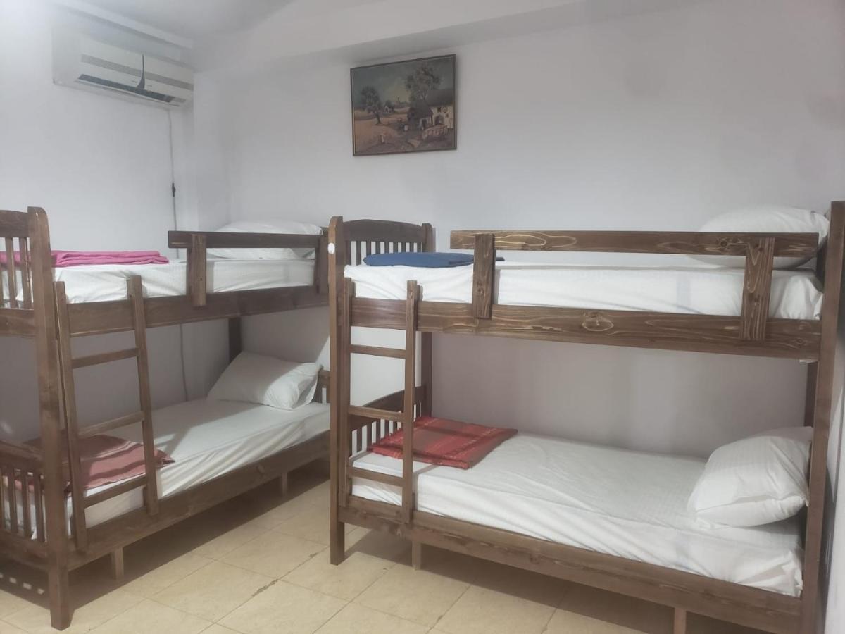 Hostel Split Rock Tiran Dış mekan fotoğraf