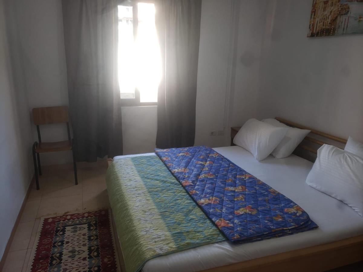 Hostel Split Rock Tiran Dış mekan fotoğraf
