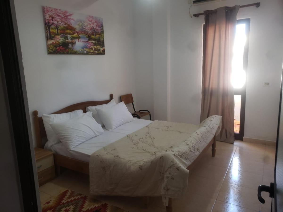 Hostel Split Rock Tiran Dış mekan fotoğraf