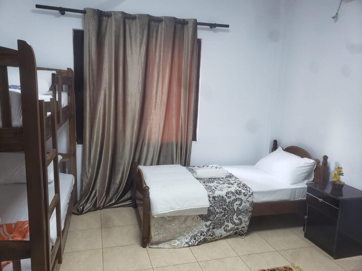 Hostel Split Rock Tiran Dış mekan fotoğraf