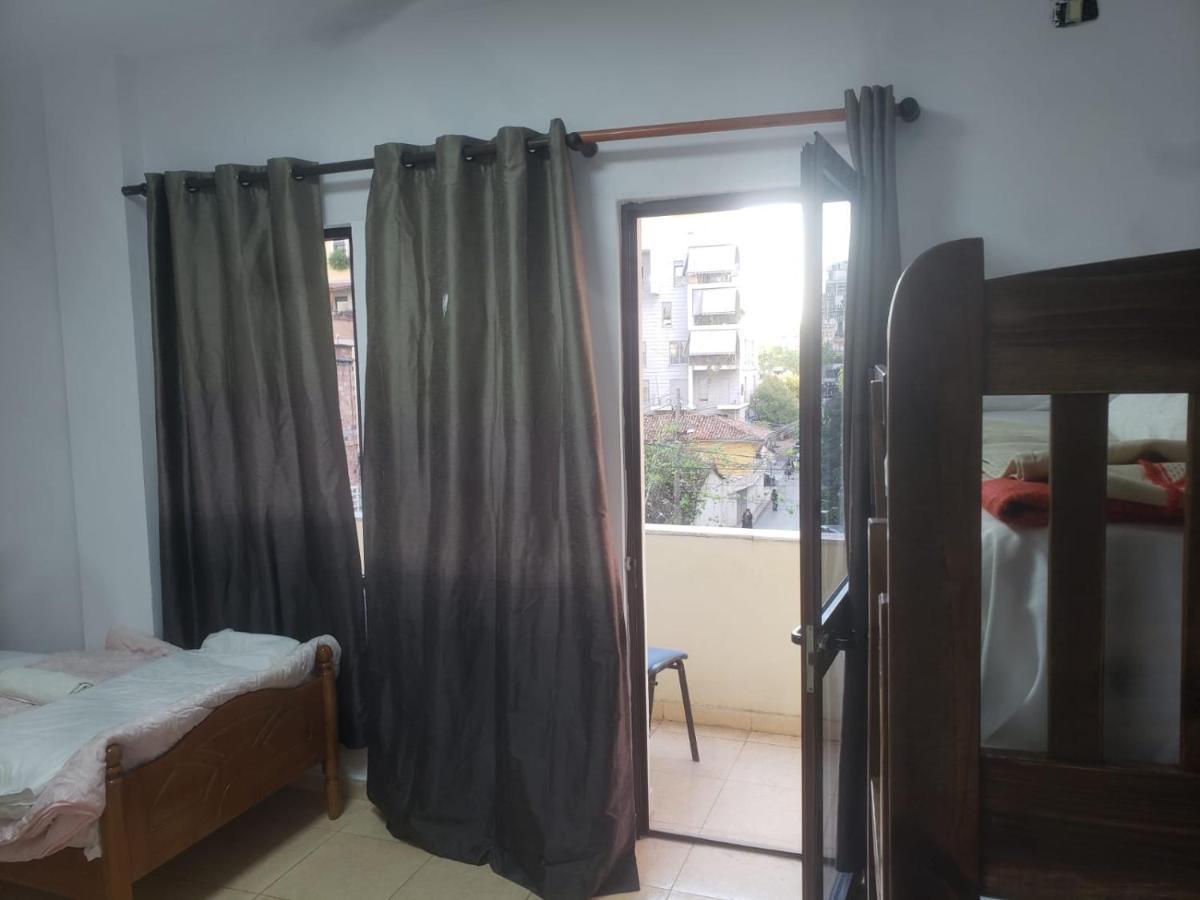 Hostel Split Rock Tiran Dış mekan fotoğraf