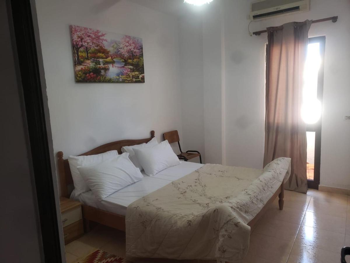 Hostel Split Rock Tiran Dış mekan fotoğraf