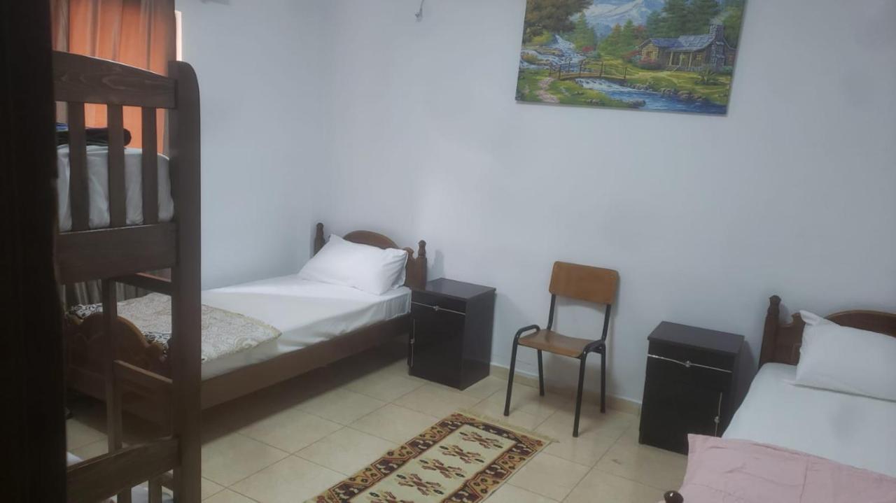 Hostel Split Rock Tiran Dış mekan fotoğraf