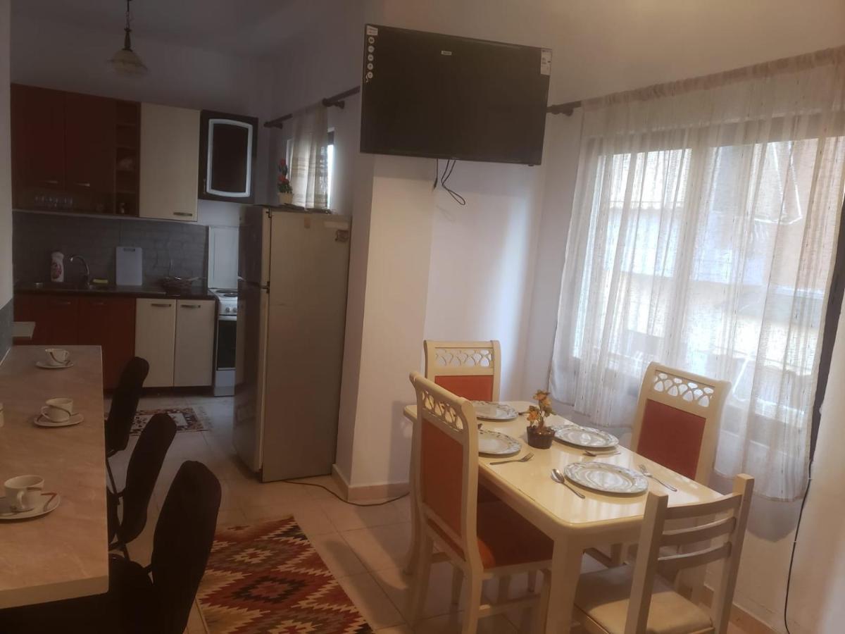 Hostel Split Rock Tiran Dış mekan fotoğraf
